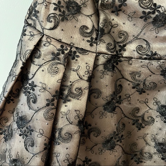 Jessica McClintock Strapless Dress - Black and Champagne - Size 6 - Picture 5 of 9